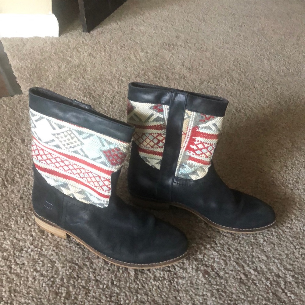 Black Howsty Bootie With Aztec Print